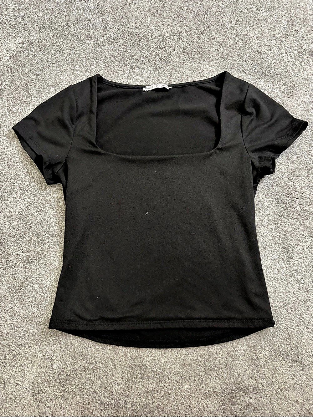 Sincerely Jules Short Sleeve Top in Black Size Medium Like New